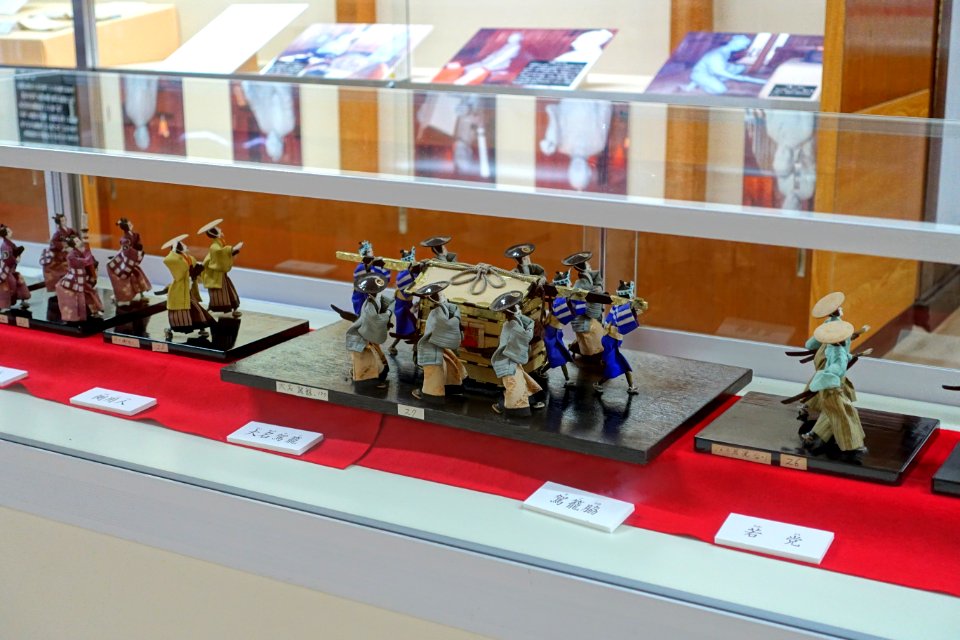 Procession model - Hakone Checkpoint Exhibition Hall - Hakone no Seki (barrier station) - Hakone, Japan - DSC06034