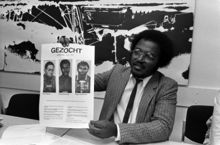 Pro Bouterse bijeenkomst in Den Haag Ludwig van Mulier (Liga Gen. Patriotten) , Bestanddeelnr 933-7212