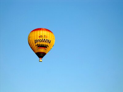 Sky float hot air balloon ride