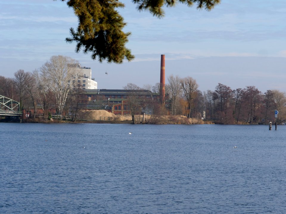 Produktionsgebäude der ehem. Feuerwerkslaboratorien from Triftstraße