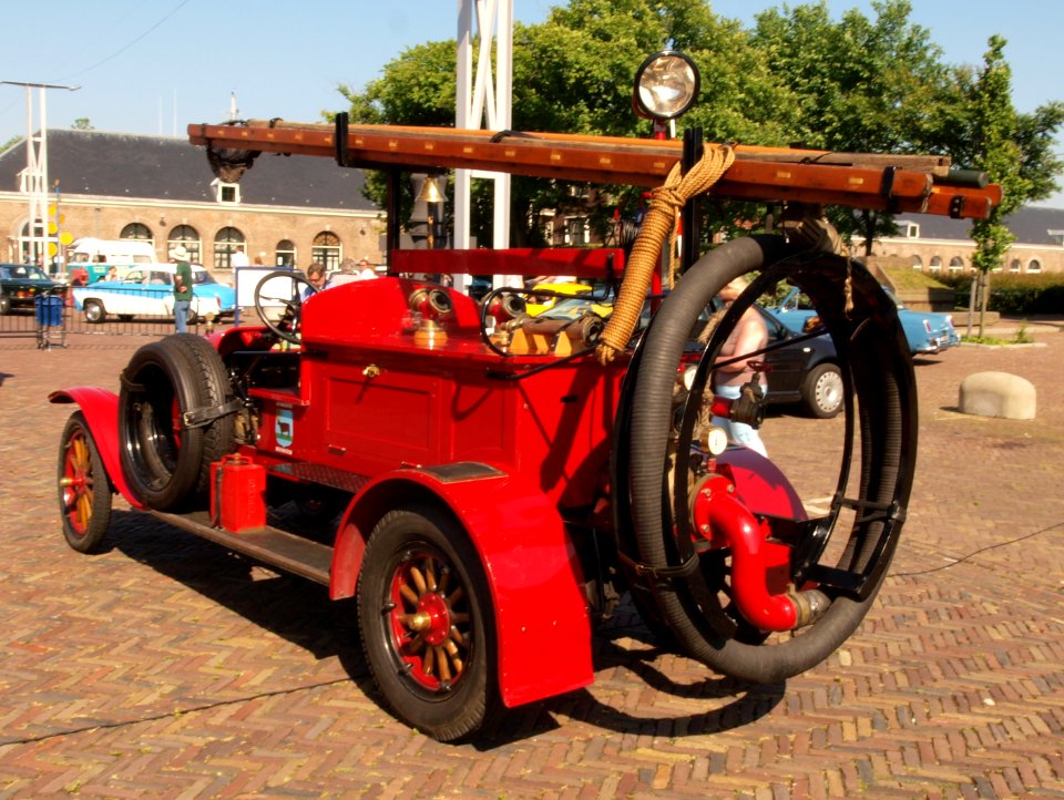 Probably Ford Fire Engine pic1
