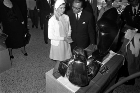 Prinses Marie Astrid van Luxemburg opende Benelux-tentoonstelling te Madurodam, Bestanddeelnr 921-4335
