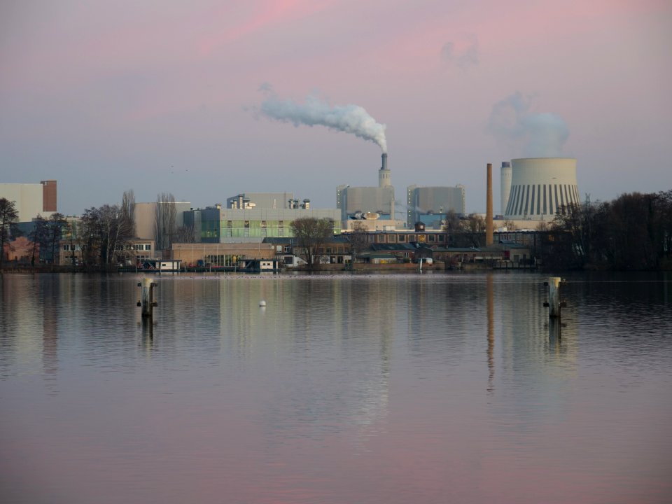 Produktionsbauten der Gewehrfabrik from other side of the Havel 02