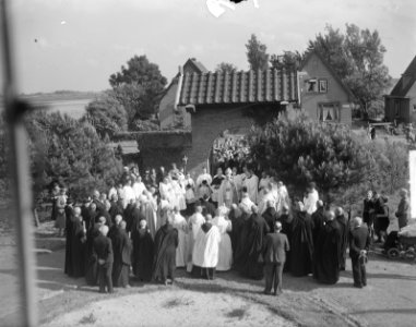 Processie Abdij te Egmond met Meyer Huibers, Bestanddeelnr 904-0207