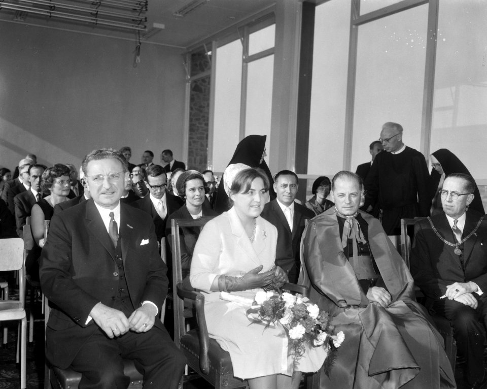 Prinses Margriet te Maastricht, BLO-school Jan Baptist geopend, Bestanddeelnr 918-2776