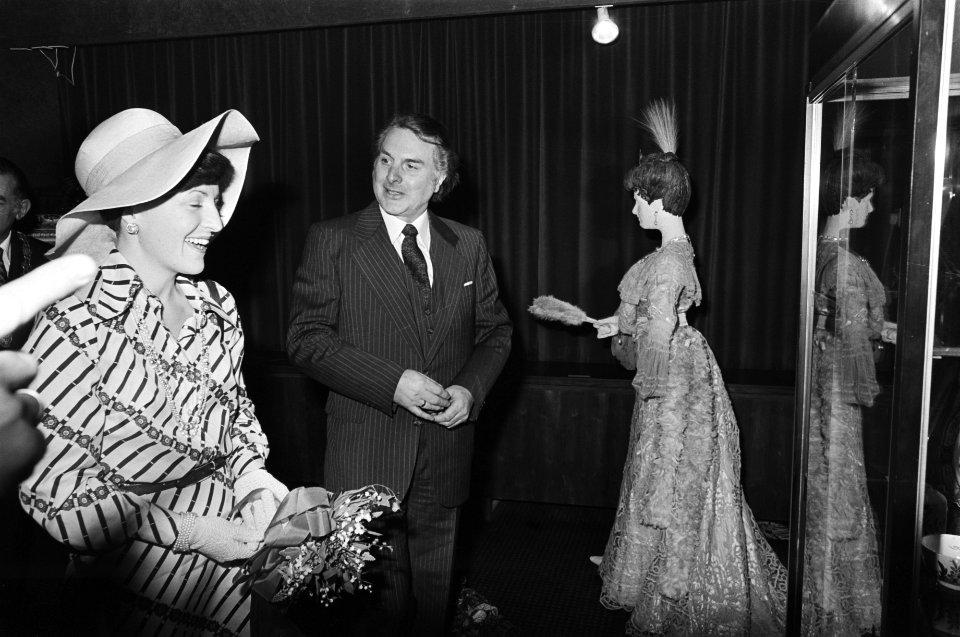 Prinses Margriet opent tentoonstelling Breda Oranjestad Prinses Margriet op , Bestanddeelnr 928-5154