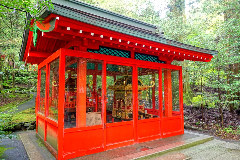 Processional shrines - Hakone-jinja - Hakone, Japan - DSC05740
