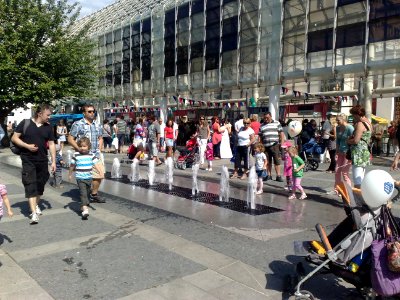 Prodej keramiky u kulturáku - vodotrysk
