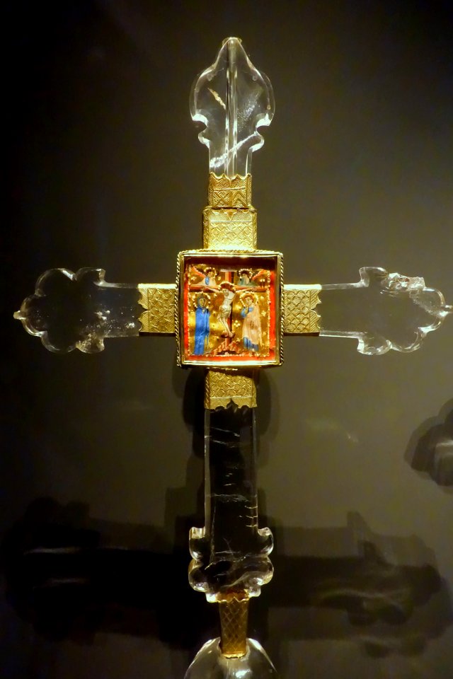 Processional cross, Mosteiro de Santa Clara, 1 of 3, 1300-1336 - Museu Nacional de Machado de Castro - Coimbra, Portugal - DSC00014