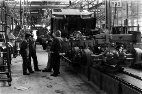 Produktie bij DAF-trucks Eindhoven stil in verband met staking in Belgie werkne, Bestanddeelnr 929-6152
