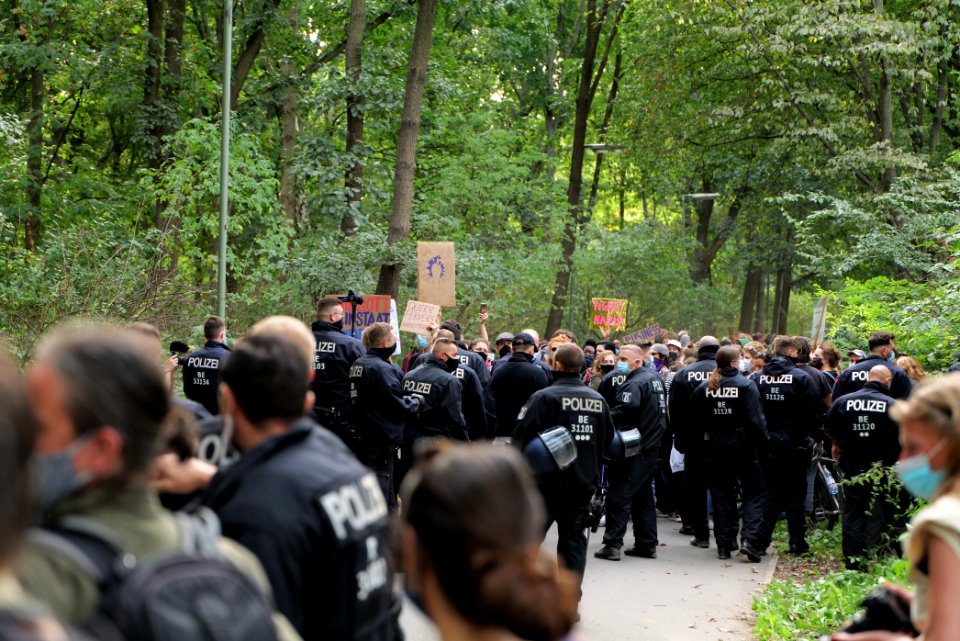 Protest against the march for live Berlin 2020-09-19 113
