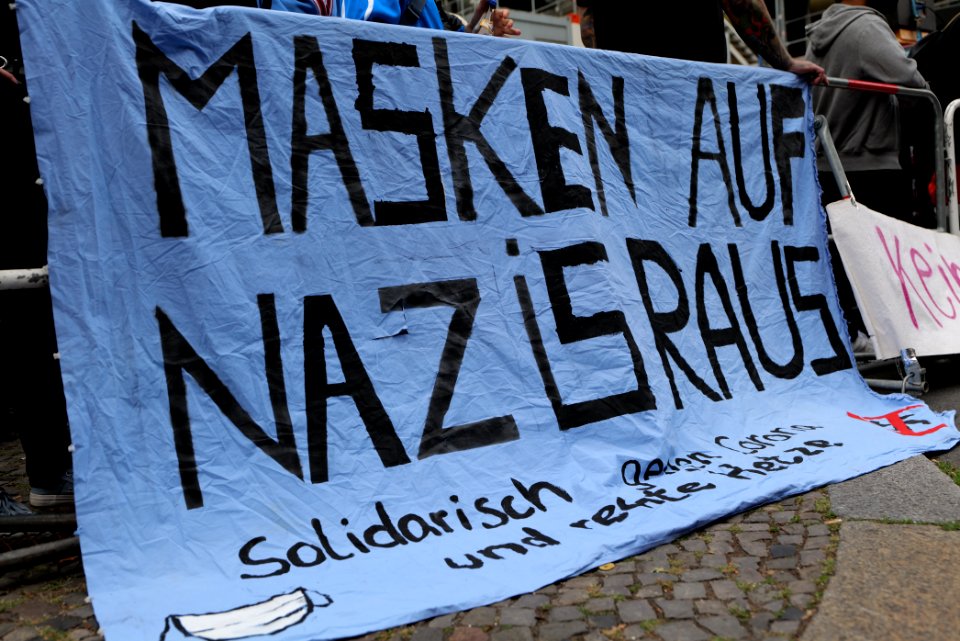 Protest against the Attila Hildmann restaurant 2020-08-28 03