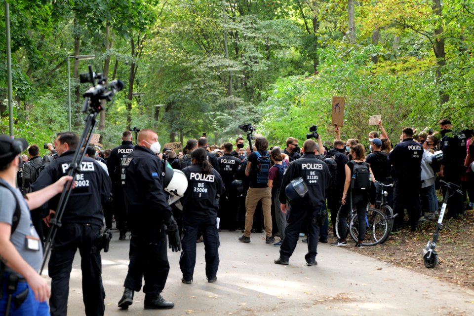 Protest against the march for live Berlin 2020-09-19 107