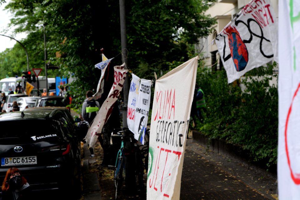 Protest at Willy-Brandt-Haus Berlin 2020-07-01 132