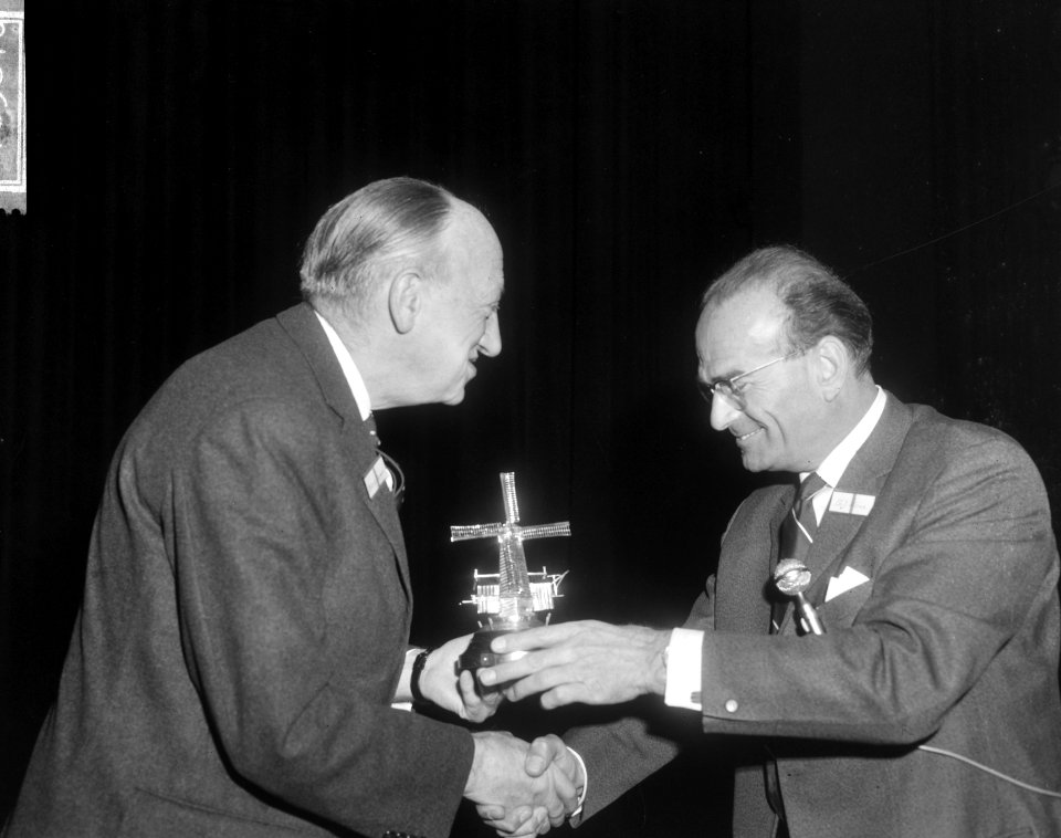 Professor ir. Zweers (r), Bestanddeelnr 918-3816
