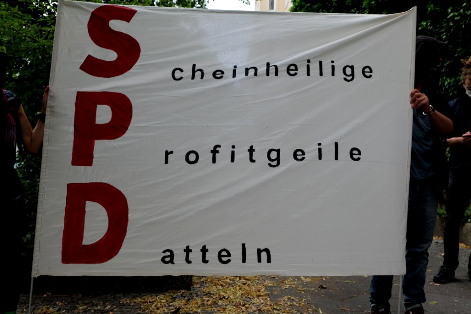 Protest at Willy-Brandt-Haus Berlin 2020-07-01 12