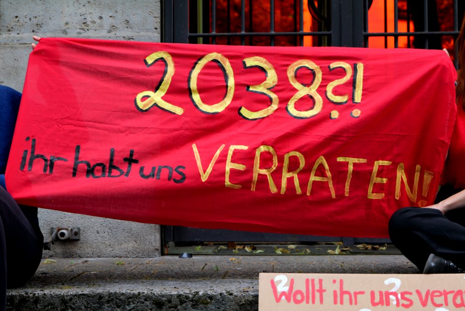 Protest at Willy-Brandt-Haus Berlin 2020-07-01 15