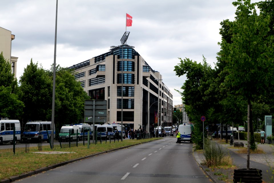 Protest at Willy-Brandt-Haus Berlin 2020-07-01 141