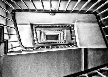 Staircase rise railing photo