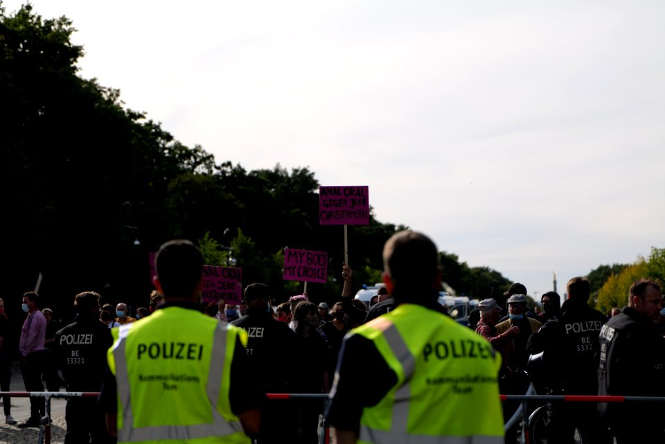 Protest against the march for live Berlin 2020-09-19 90