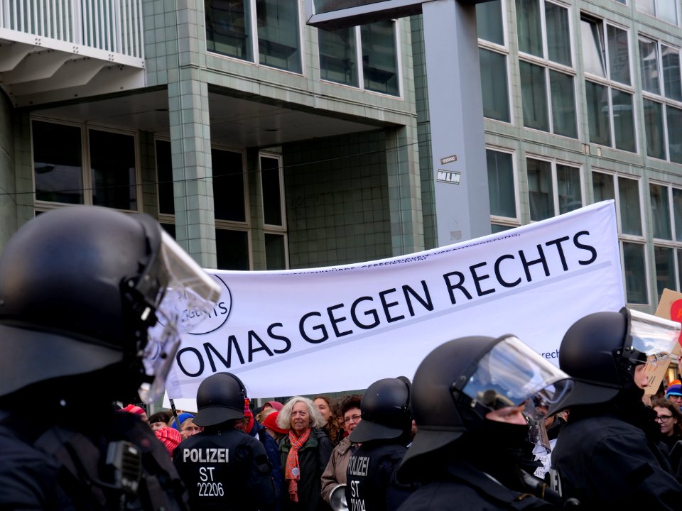 Protest against Wir für Deutschland demonstration 2019-10-03 02