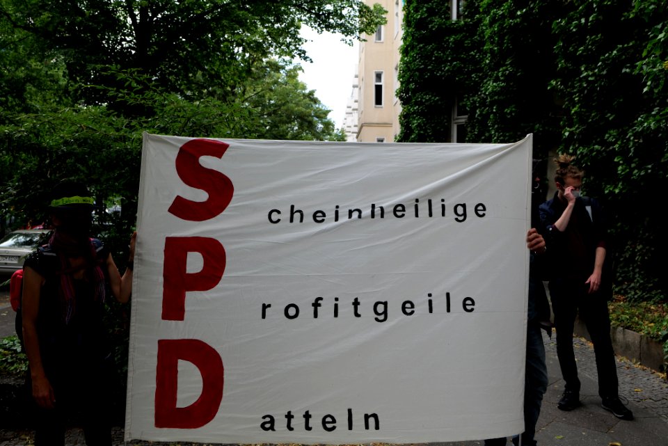 Protest at Willy-Brandt-Haus Berlin 2020-07-01 13