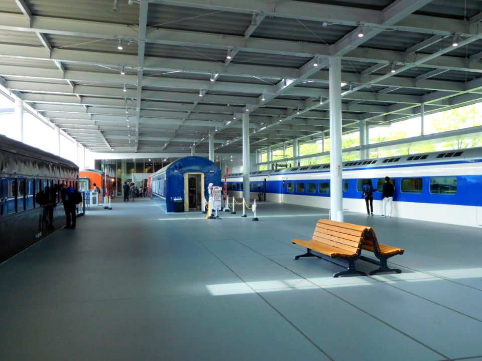 Promenade of the Kyoto Railway Museum 16