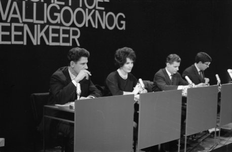 Programma Zo is het toevallig ook nog een keer van de VARA. De medewerkenden D, Bestanddeelnr 915-8180