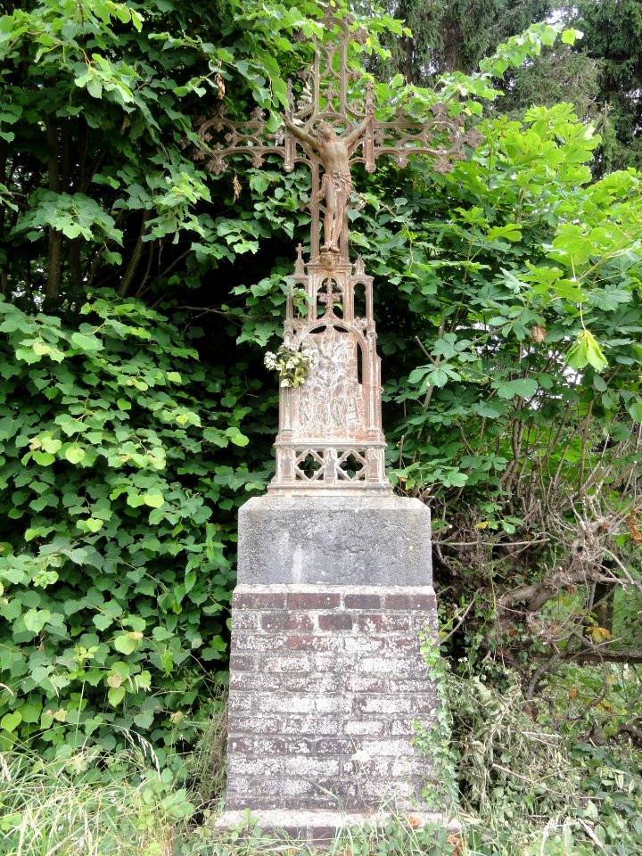 Proisy (Aisne) croix de chemin (fer)
