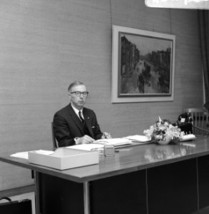 Prof. Zijlstra , directeur Nederlandse Bank, Bestanddeelnr 920-2935