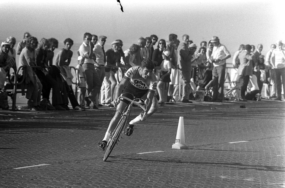 Proloog van Tour de France in Scheveningen, tijdrit, Raymond Poulidor, Bestanddeelnr 926-5189