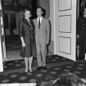 Prinses Irene en Prins Hugo Carlos de Bourbon Parma in het Paleis op Soestdijk, , Bestanddeelnr 916-0343