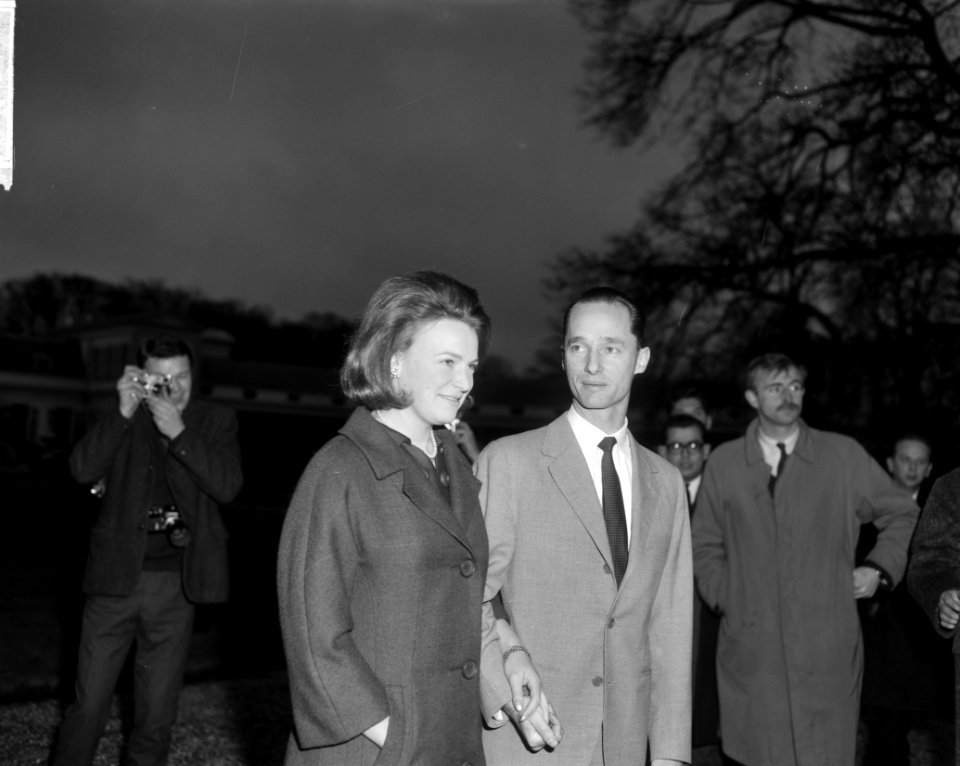 Prinses Irene en Prins Hugo Carlos de Bourbon Parma in het Paleis op Soestdijk, , Bestanddeelnr 916-0360