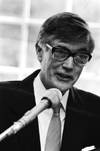 Prof. dr. Ken Murray aan het woord, Bestanddeelnr 932-6924