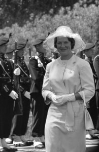 Prinses Irene bij 130-jarig bestaan van garderegiment Grenadiers, Bestanddeelnr 910-4982