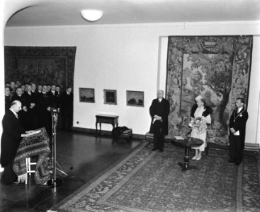 Prinses bij opening stadhuis te Heerlen, Bestanddeelnr 902-7133