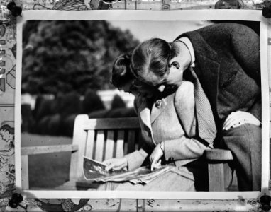 Prinses Elizabeth op buitenverblijf, samen met prins Philip, Bestanddeelnr 902-4750