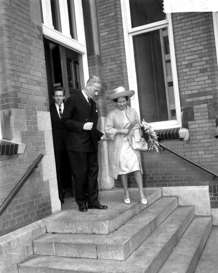 Prinses Margaret en Lord Snowdon Anglo Nederlandse Universitair Symposium bijgew, Bestanddeelnr 917-7826