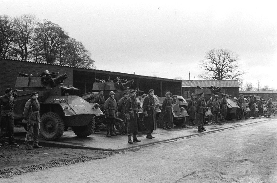 Prinses Irene Brigade The armoured unit of the Dutch forces on parade. De gem, Bestanddeelnr 934-9459