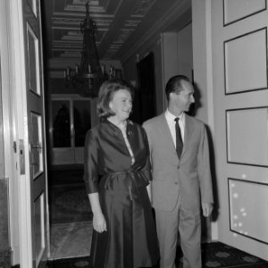 Prinses Irene en Prins Hugo Carlos de Bourbon Parma in het Paleis op Soestdijk, , Bestanddeelnr 916-0341