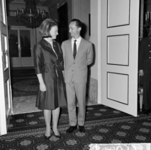 Prinses Irene en Prins Hugo Carlos de Bourbon Parma in het Paleis op Soestdijk, , Bestanddeelnr 916-0337