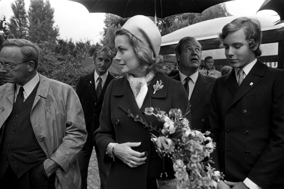 Prinses Gracia van Monaco doopt op Floriade een lelie, Bestanddeelnr 925-8824