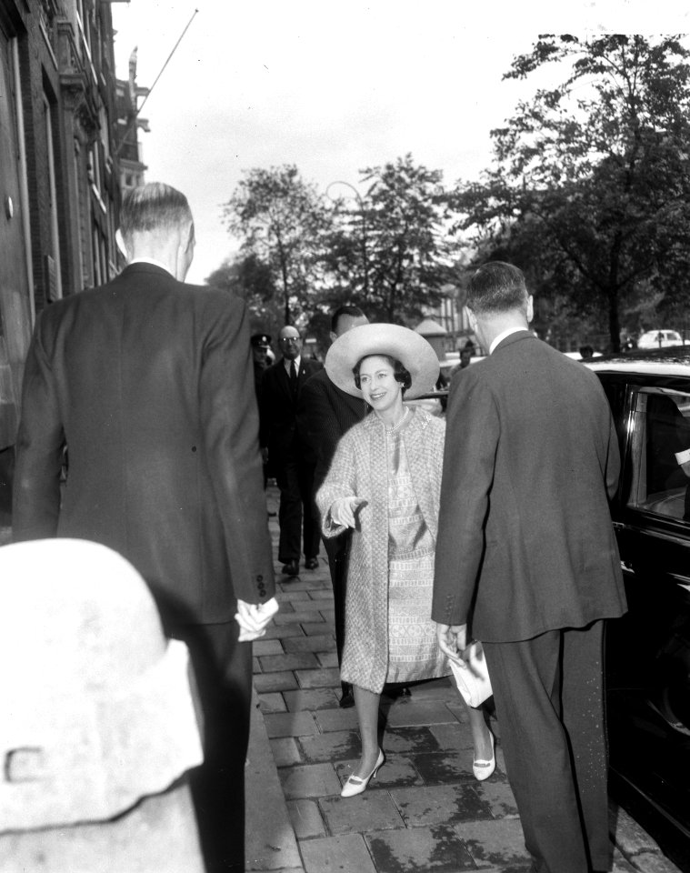 Prinses Margaret en Lord Snowdon Anglo Nederlandse Universitair Symposium bijgew, Bestanddeelnr 917-7824
