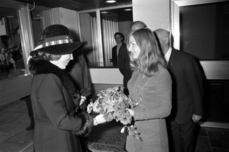Prinses Beatrix opent nieuwe Rijkskuststation Scheveningen Radio in IJmuiden, Bestanddeelnr 925-1485