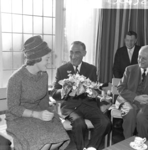 Prinses Beatrix reumavakantiecentrum Dr Jan van Breimen in Bussum geopend Pr, Bestanddeelnr 915-8432