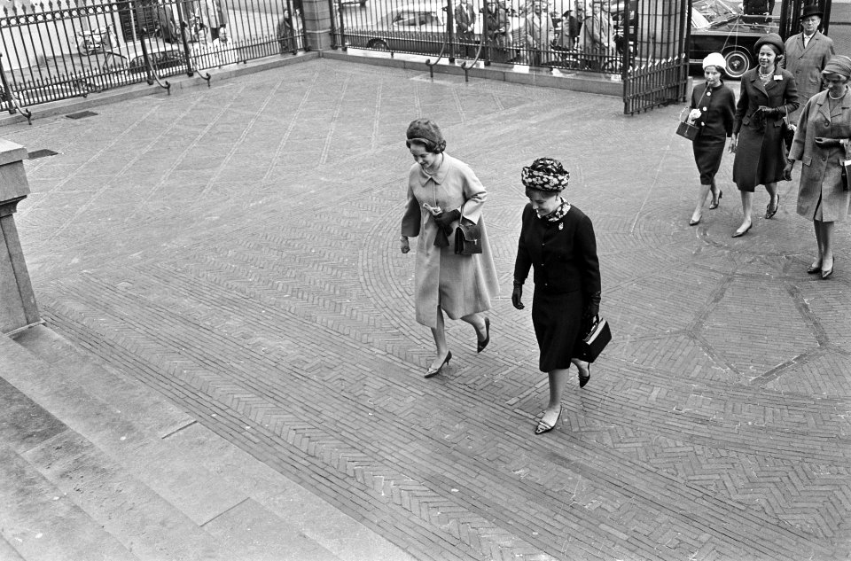 Prinses Benedikte en Prinses Margriet, Bestanddeelnr 917-6270
