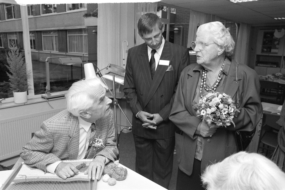Prinses Juliana opent dagopvang visueel gehandicapten in Zeist, Bestanddeelnr 934-3129