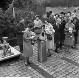Prinses Benedikte van Denemarken opende Madurodam, naast haar Prinses Beatrix, Bestanddeelnr 917-6243