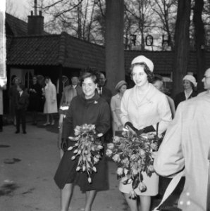 Prinses Benedikte en Prinses Margriet bezoek gebracht aan Keukenhof te Lisse, ti, Bestanddeelnr 917-6276