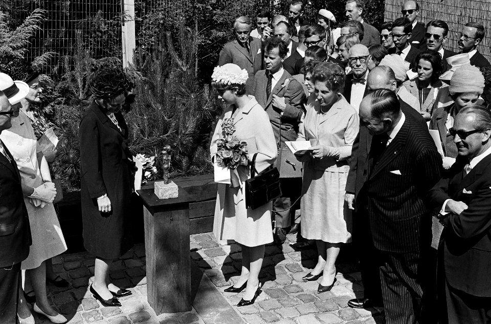 Prinses Christina van Zweden een tentoonstelling geopend in Madurodam, Prinses C, Bestanddeelnr 916-5453